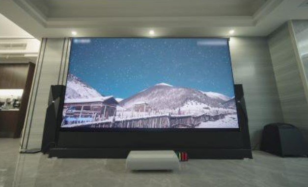 Do Ultra Short Throw Projectors Need A Special Screen